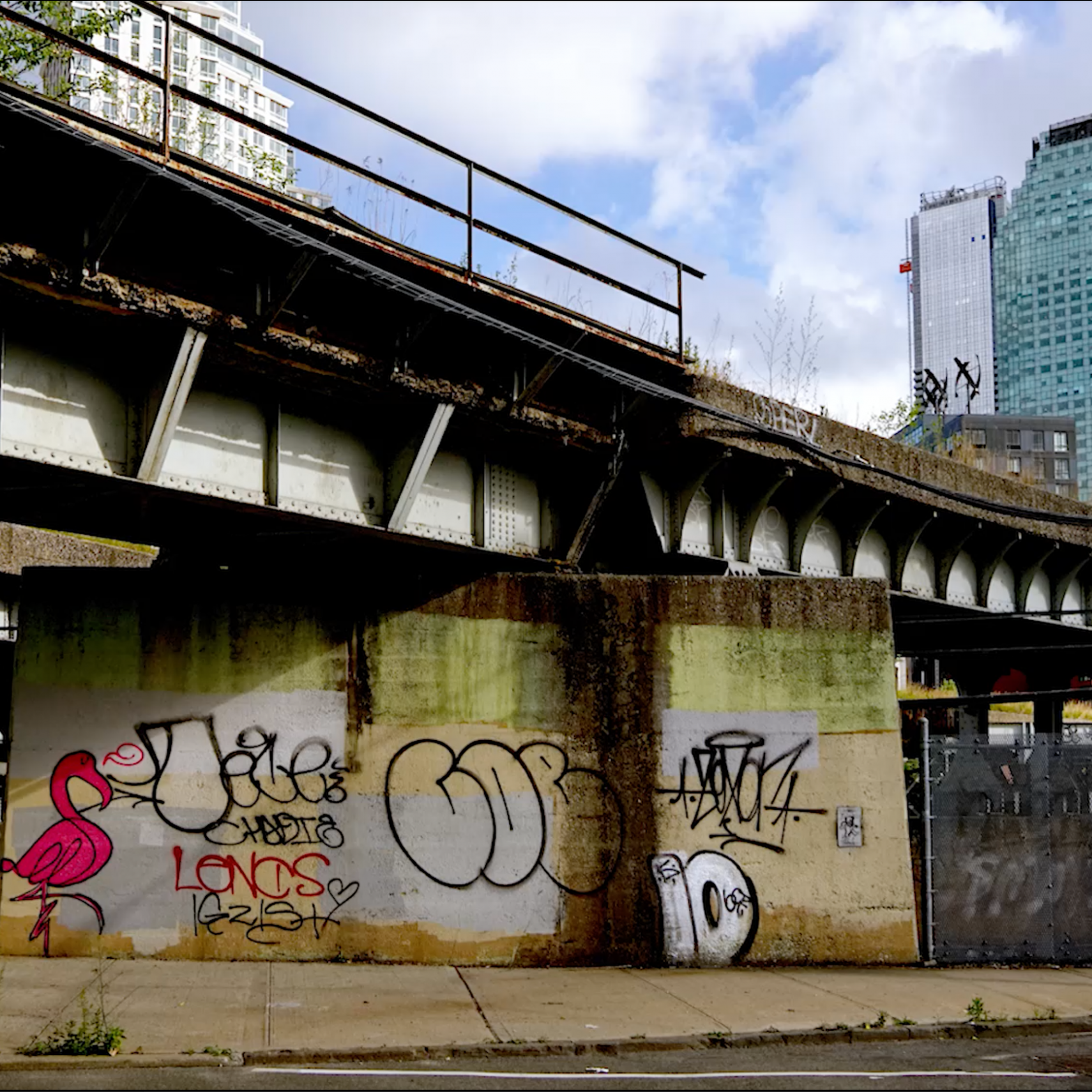 Graffiti Is Back in Virus-Worn New York - The New York Times