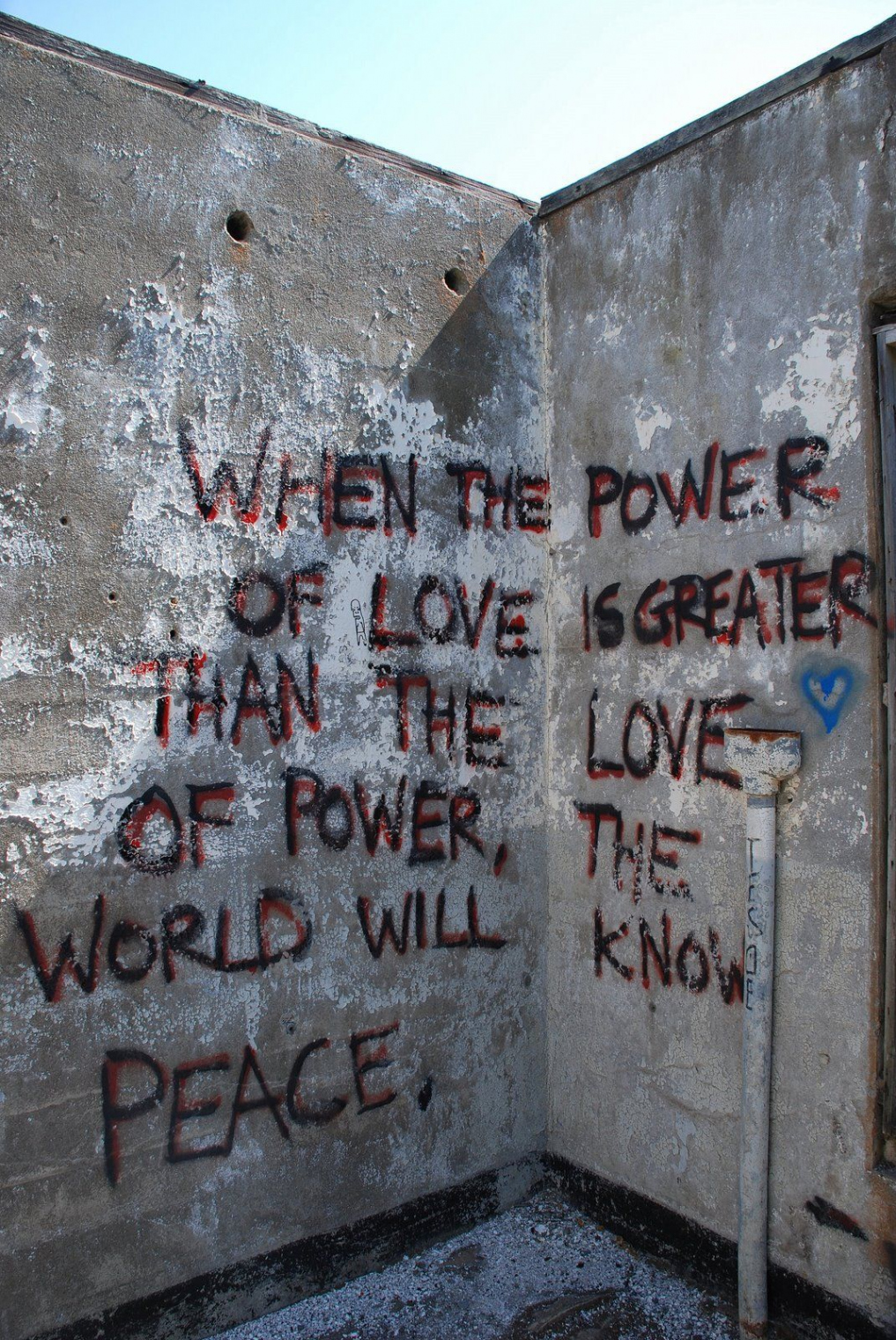 love = peace  Words, Inspirational quotes, Street art