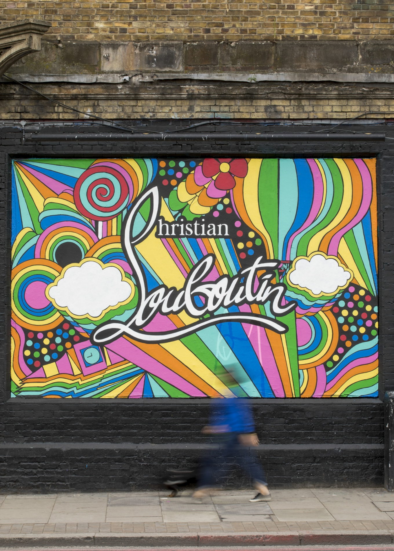 Luxury Brands Gucci, Louboutin Graffiti Ads Take Over Street Art