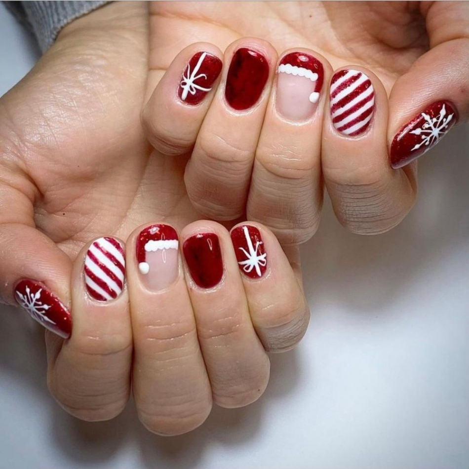 Beautiful Christmas Nail Designs on Short Nails  Christmas