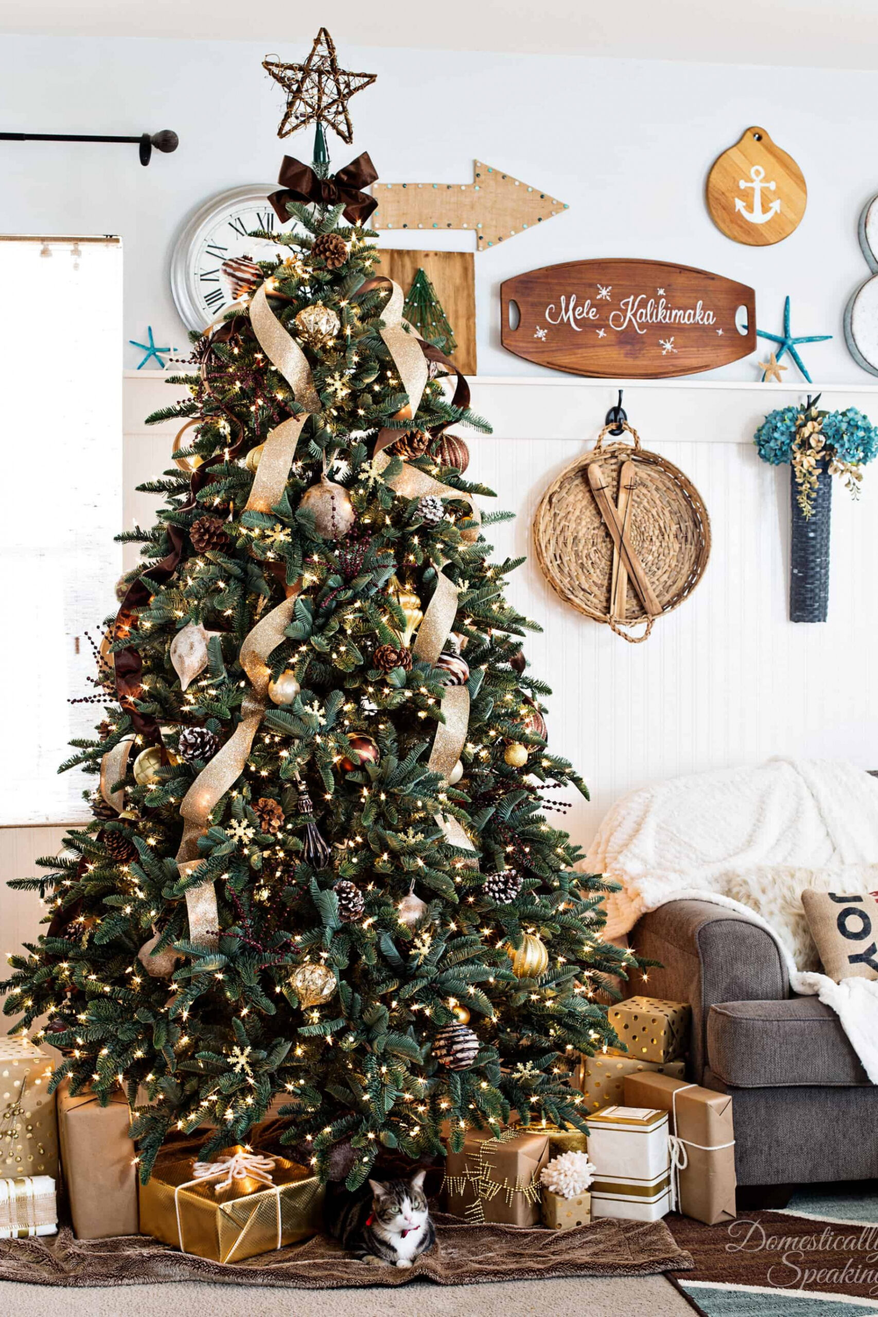 Best Rustic Christmas Trees Ideas to Decorate Your Home