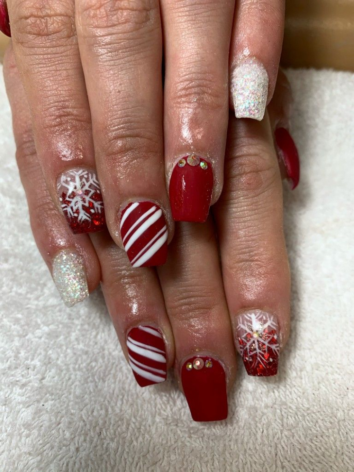 Christmas nail ideas for short acrylic nails  Christmas nails