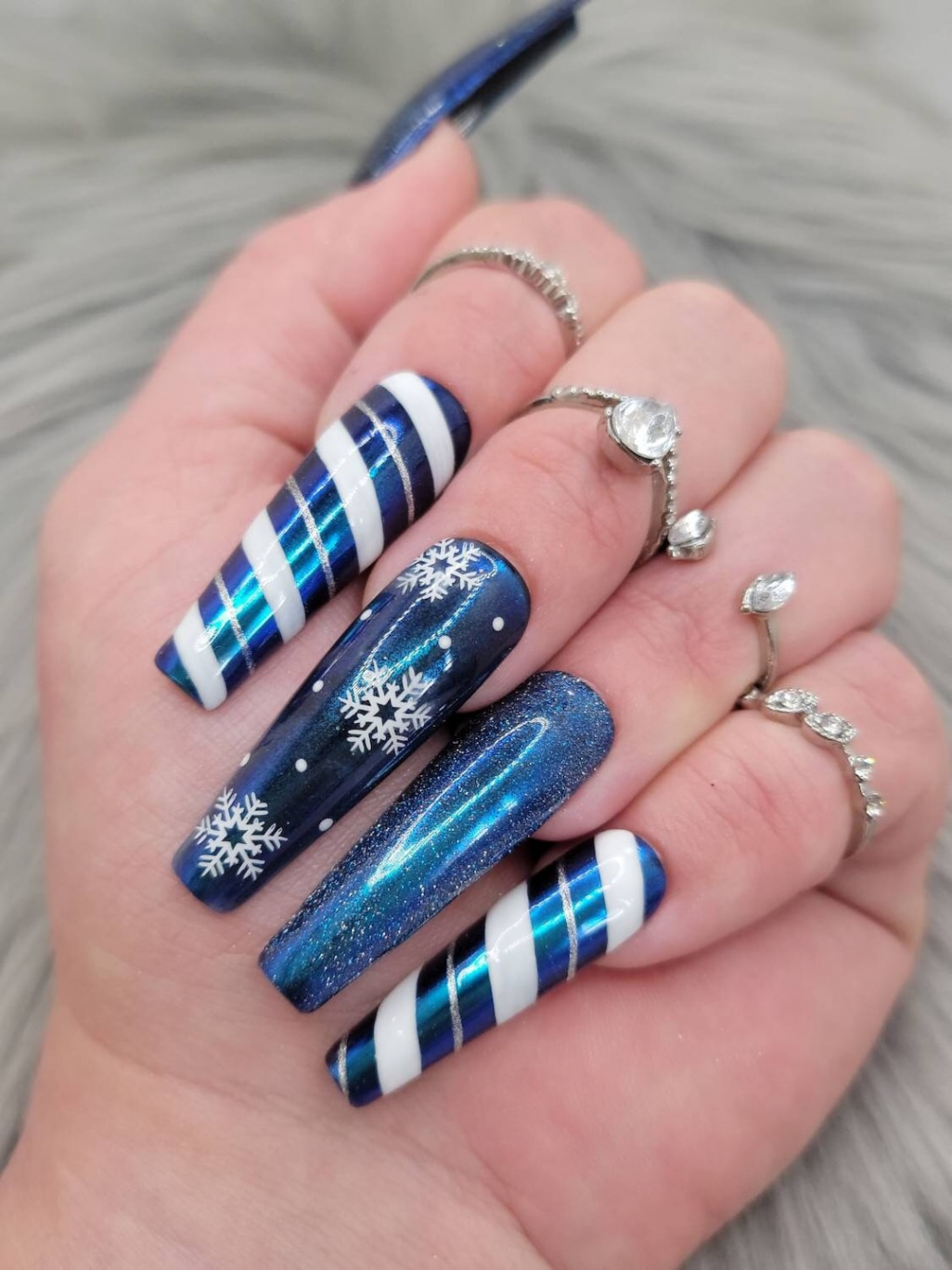 Christmas press on nails blue chrome with snowflakes - Etsy