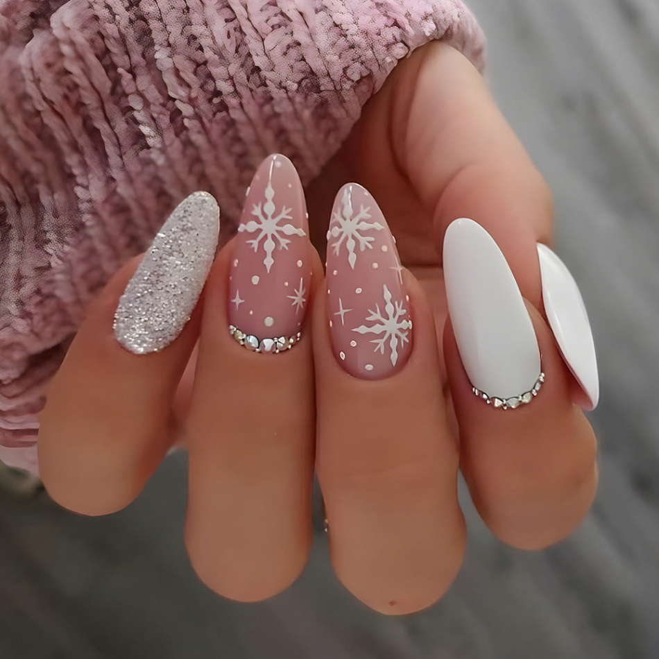 Christmas Snowflakes Fake Nails Glitter Rhinestone White Medium