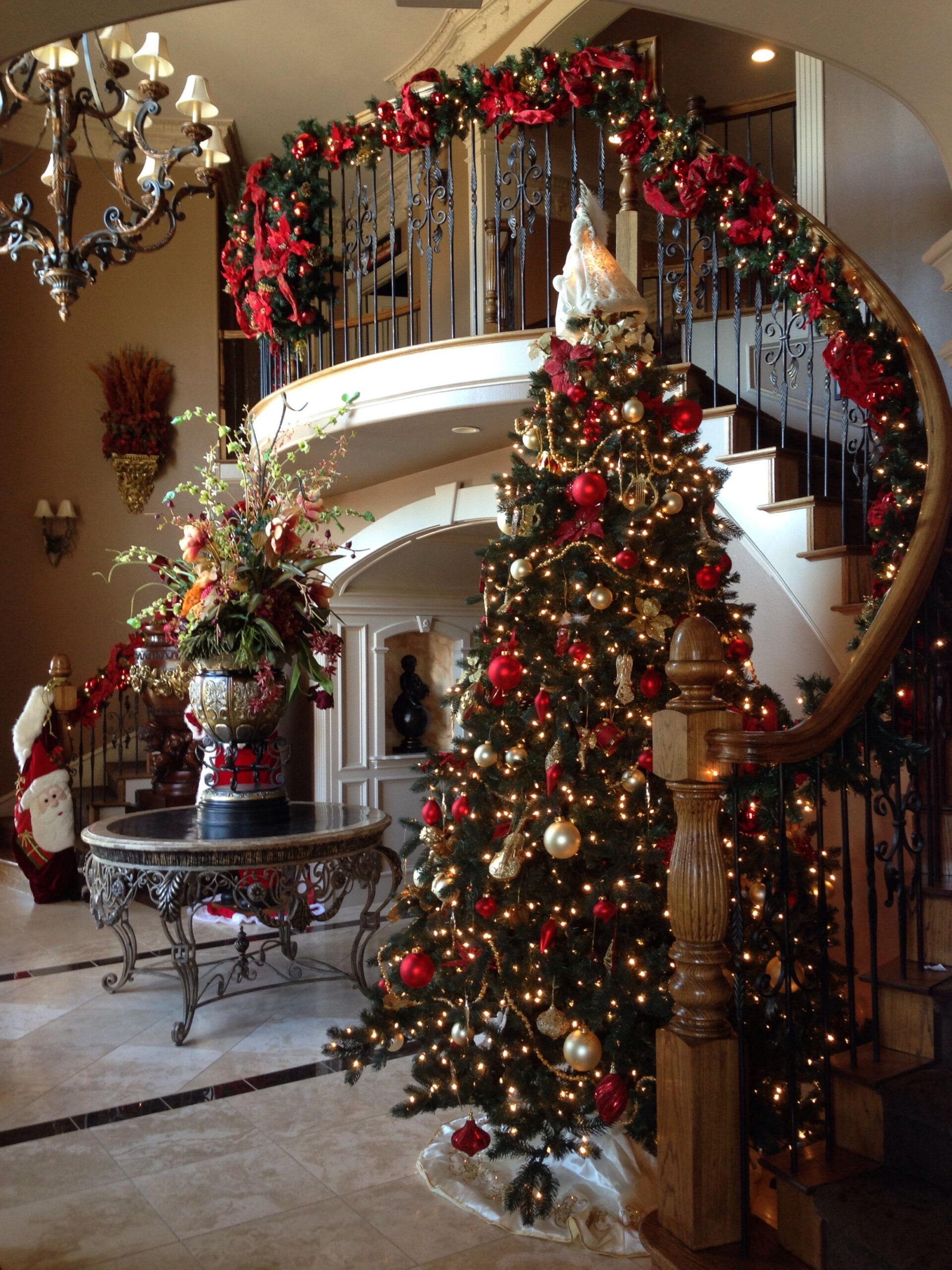 Christmas Staircases ideas  christmas staircase, christmas