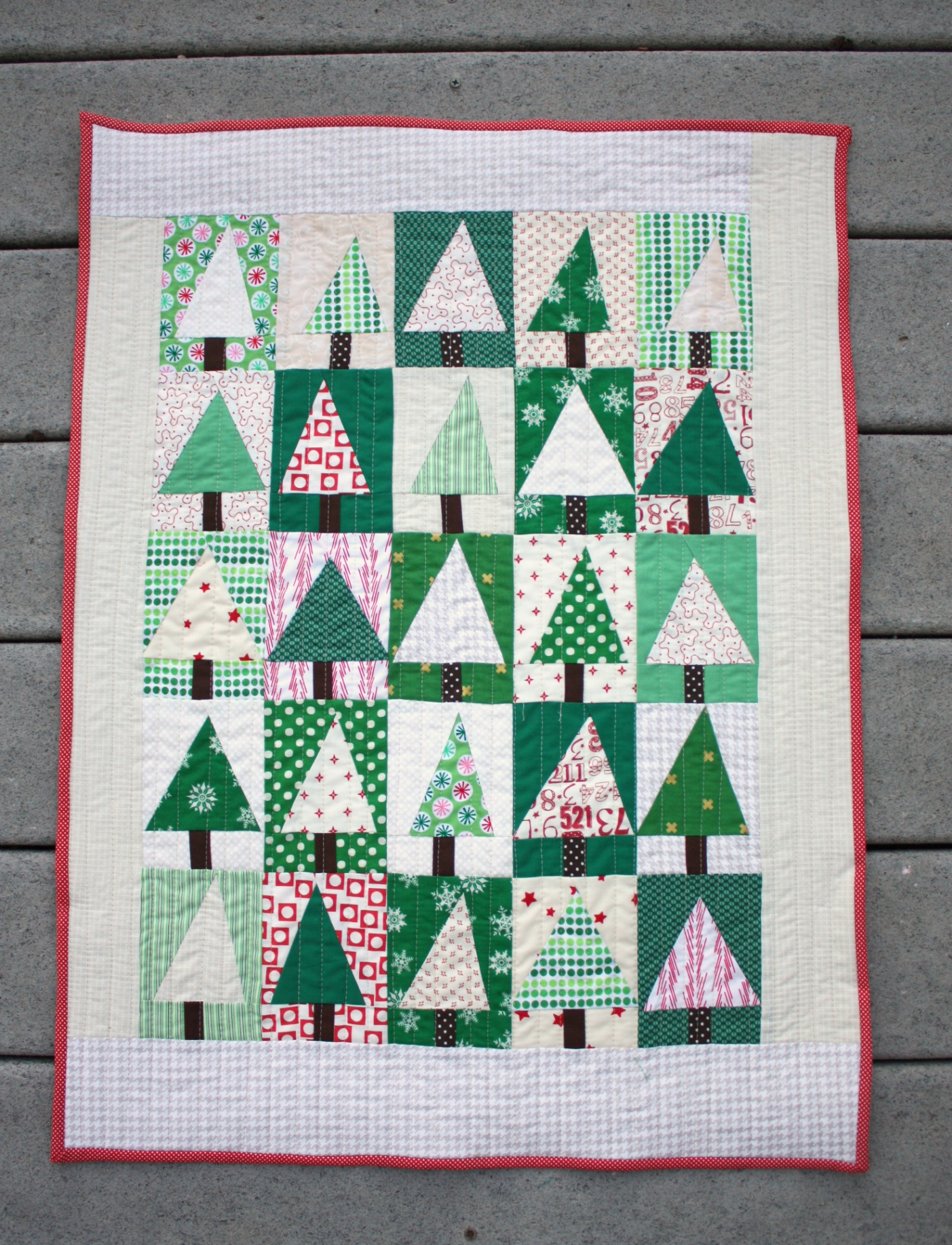 Christmas Tree Quilt Block Pattern Tutorial - Diary of a Quilter