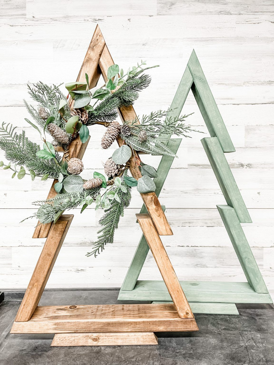 DIY Wood Christmas Tree Plans with xs  Christmas wood crafts