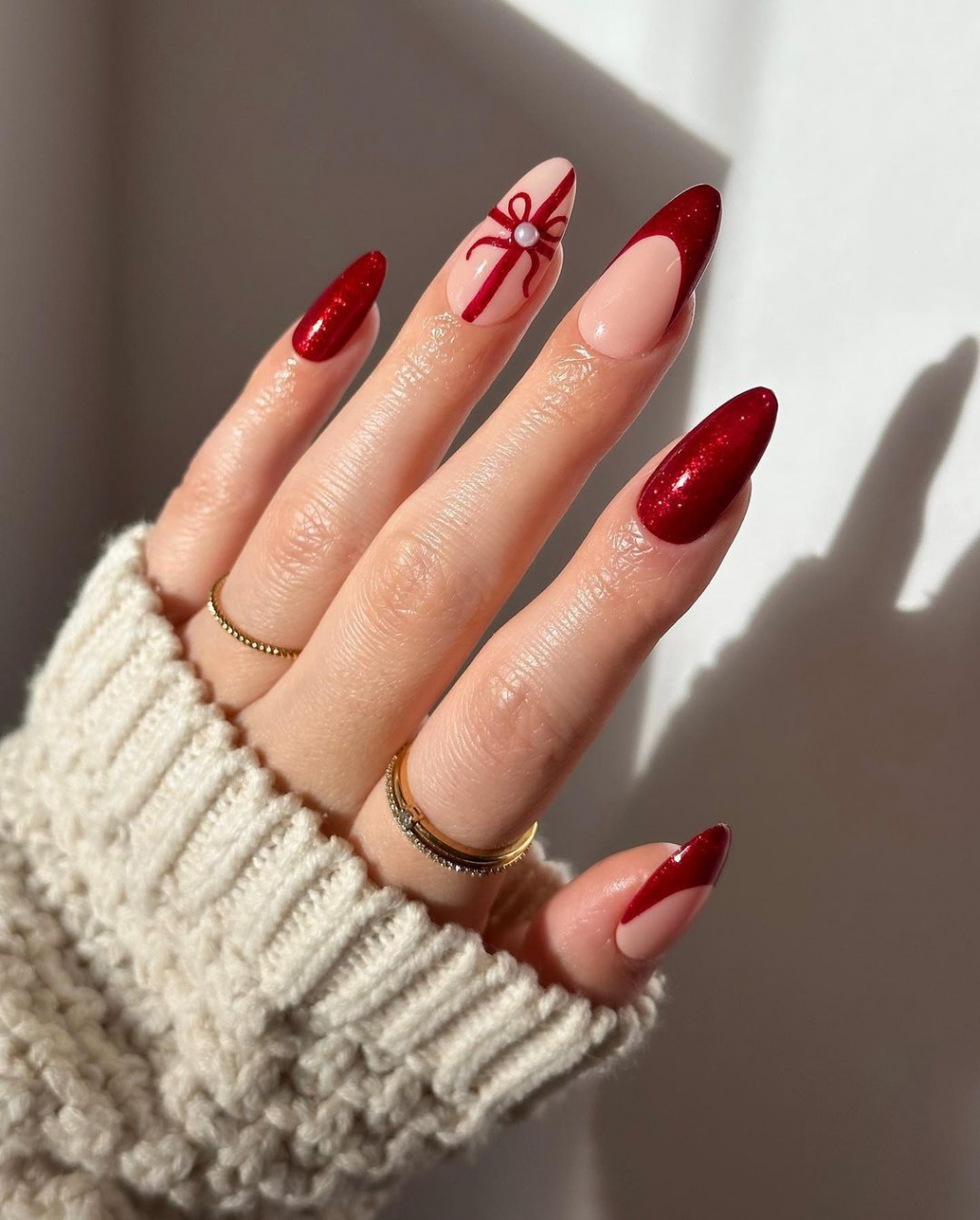 Elegant Christmas Nail Designs for Celebrating This Season