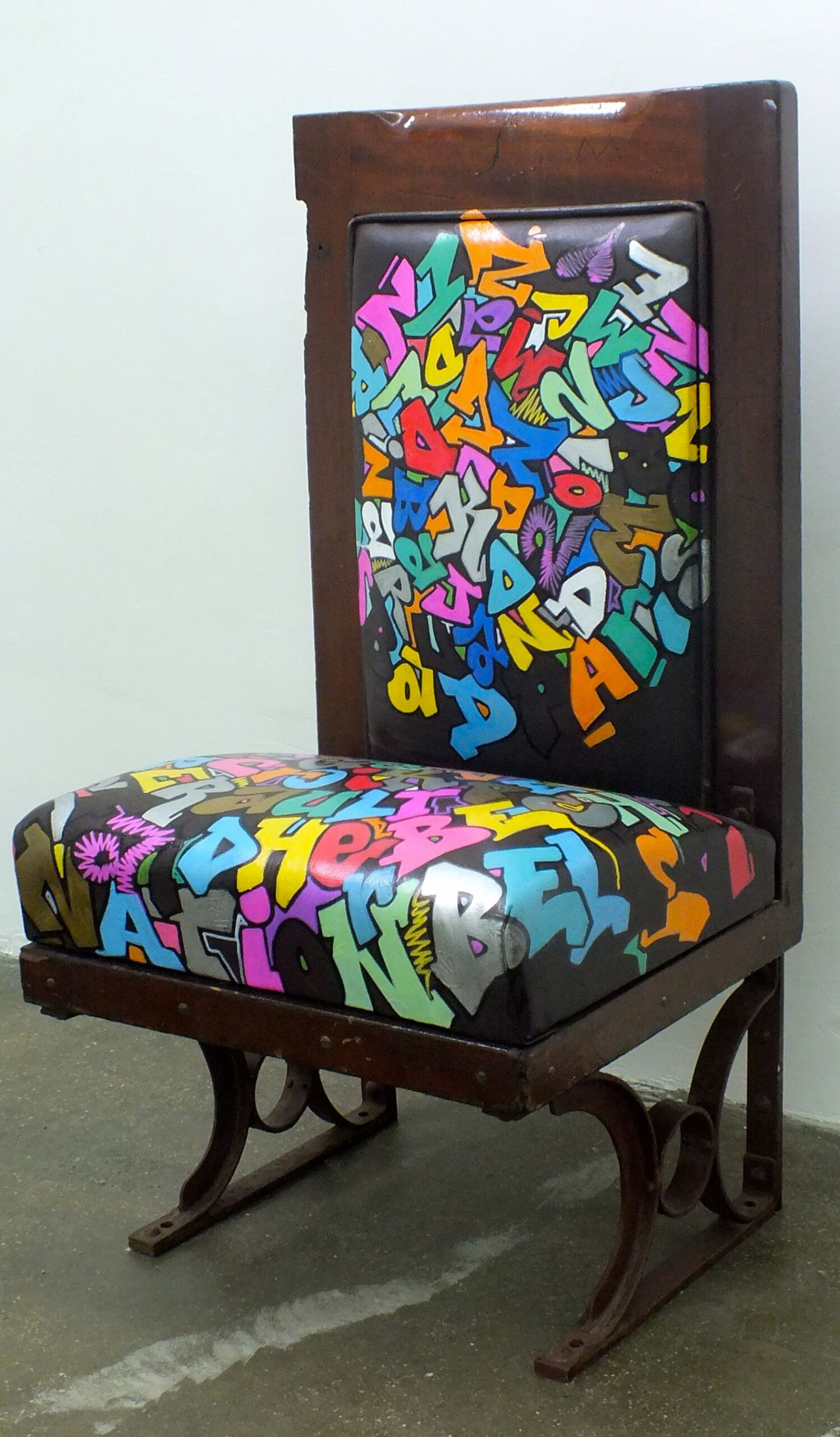 graffiti furniture - Google Search  Graffiti furniture, Furniture