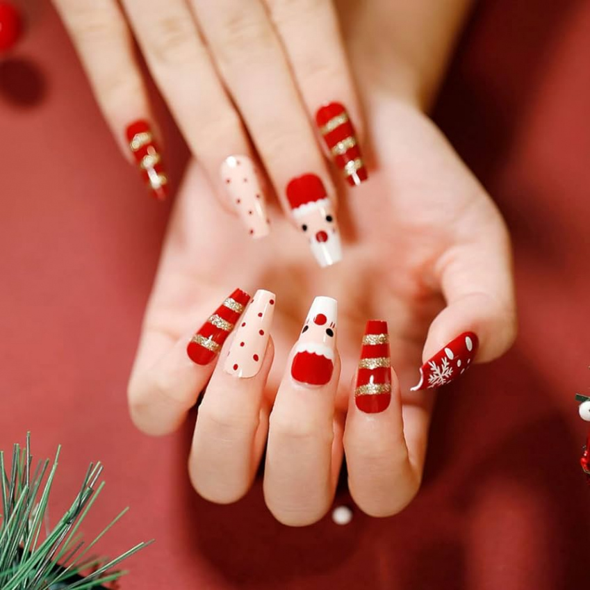 Handcess Christmas Coffin False Nail Long Red Shiny Print on Nails  Ballerina Christmas Santa Claus Acrylic False Nails Stick on Nails for  Women and