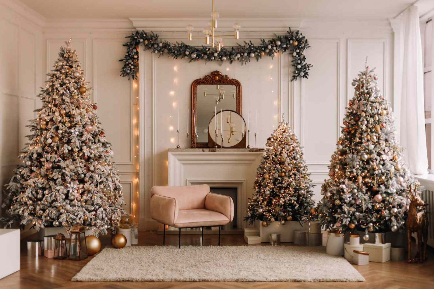 How to Decorate a Christmas Tree Like a Pro, According to a Macy