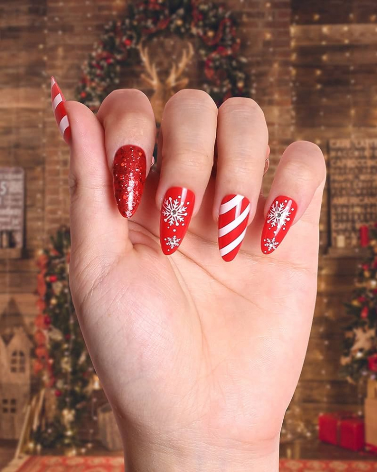 LADYING  Stück Weihnachten Press on Nails Mandel Kurz, Rot French  Künstliche Nägel mit Snowflake, Kunstnägel Nägel Zum Aufkleben mit  Nagelkleber,