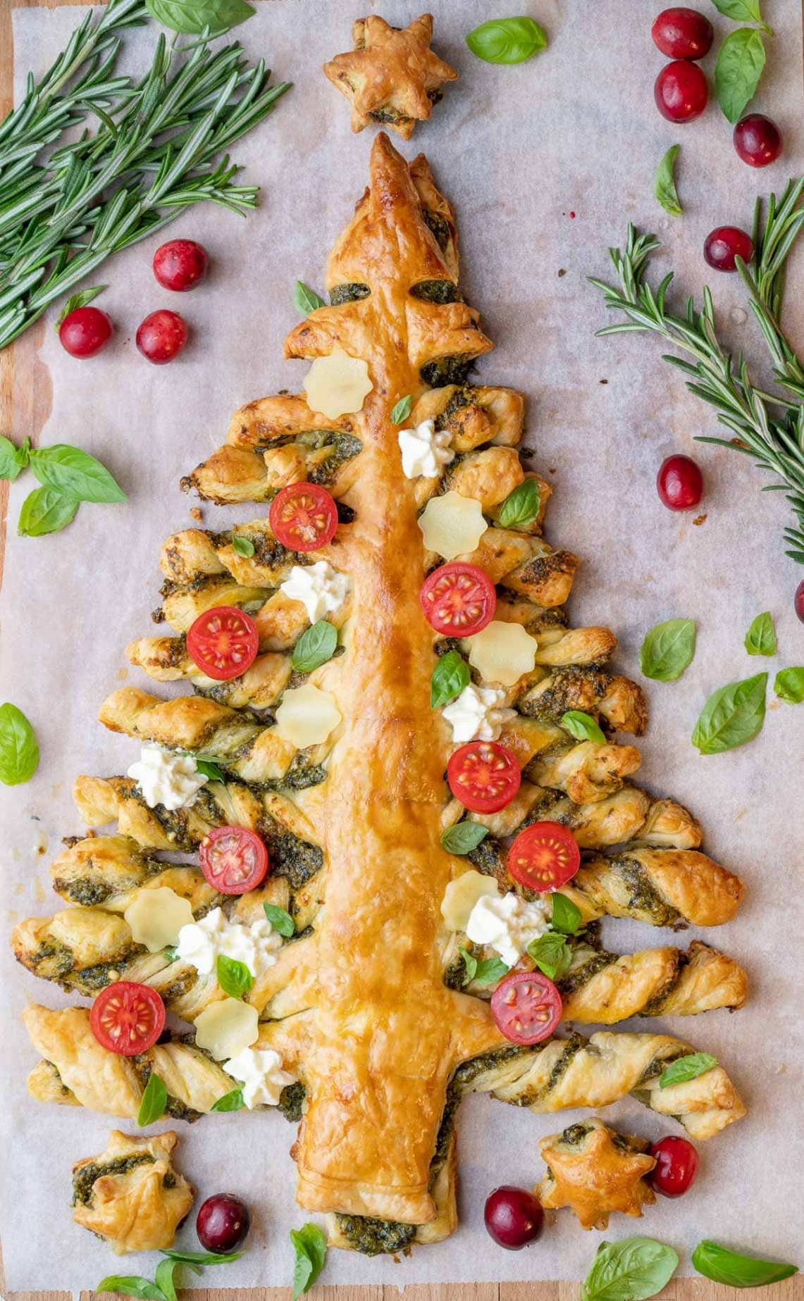 Puff Pastry Christmas Tree (Christmas Tree Appetizer)