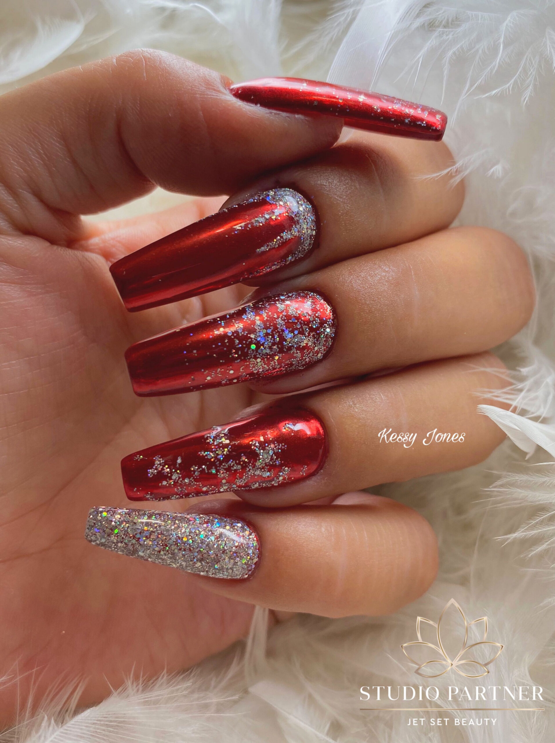 Red Chrome Glitter Christmas Nails ❤️  Xmas nails, Christmas