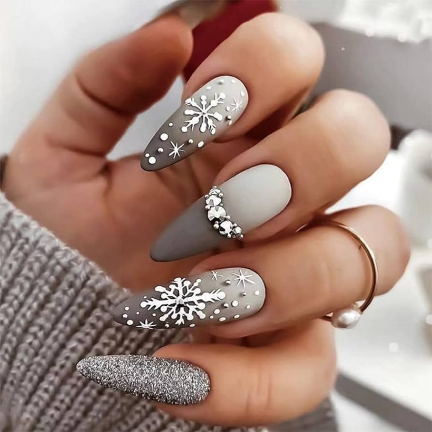 Sethexy Christmas Almond False Nails Christmas Snowflake Press On