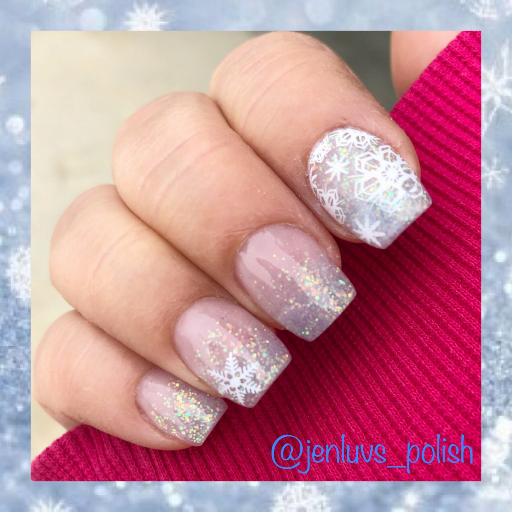 Short Acrylic Christmas Nails  Christmas nails, Christmas nails