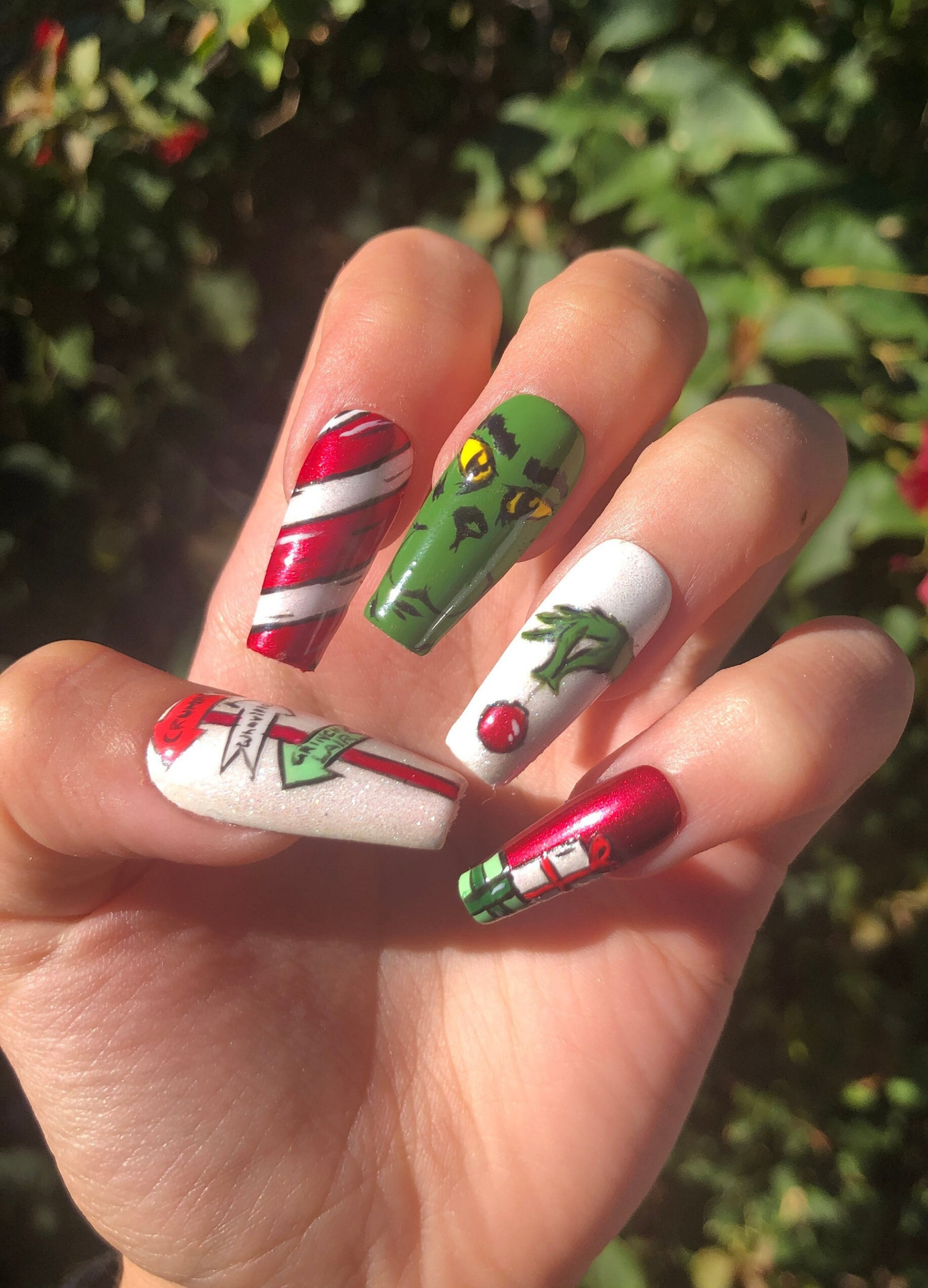 The Grinch Christmas Reusable Press on Nails - Etsy